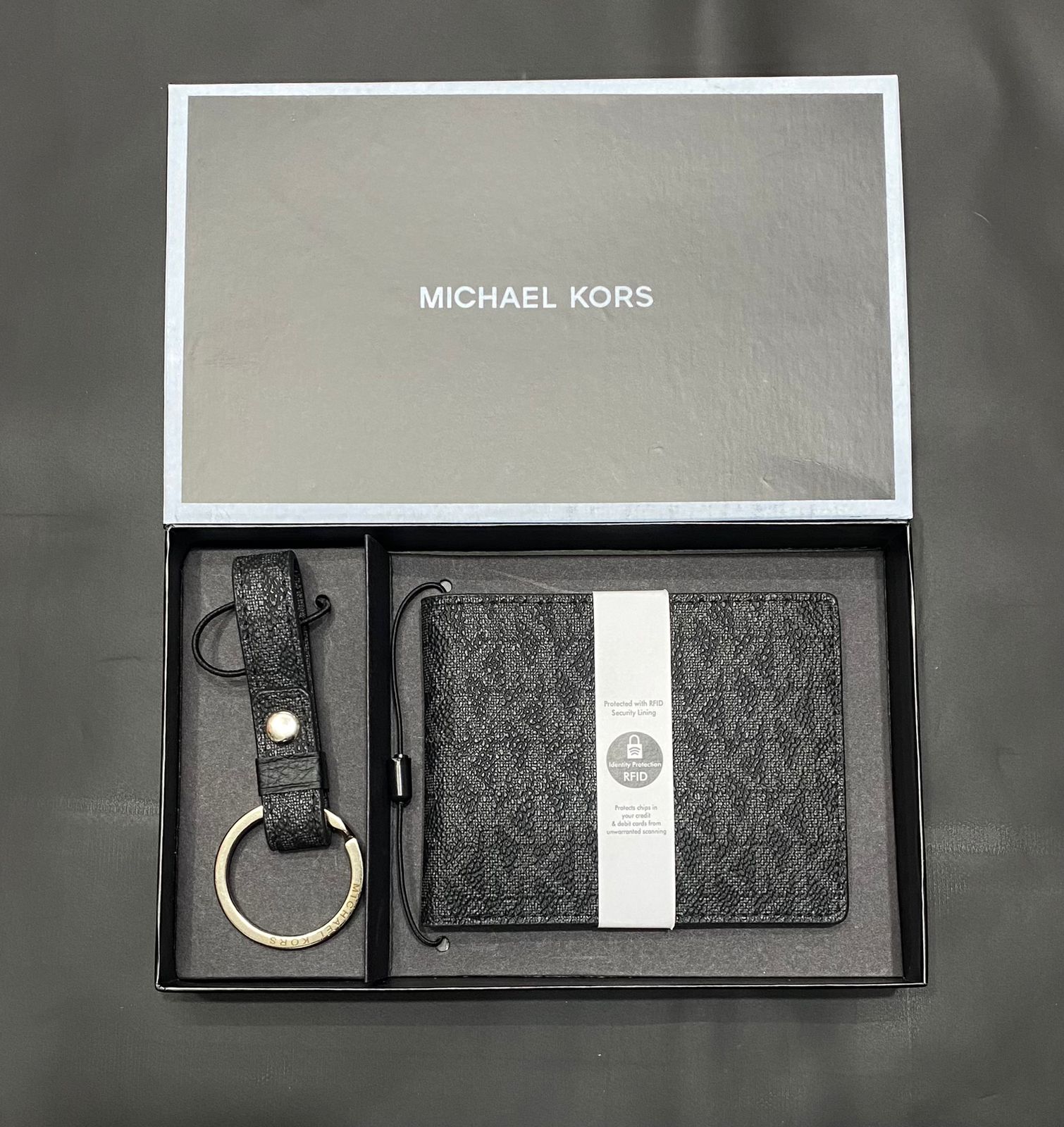 CIM MIC KM Print Multi Colour Wallet And Keychain Men Combo Set 06481