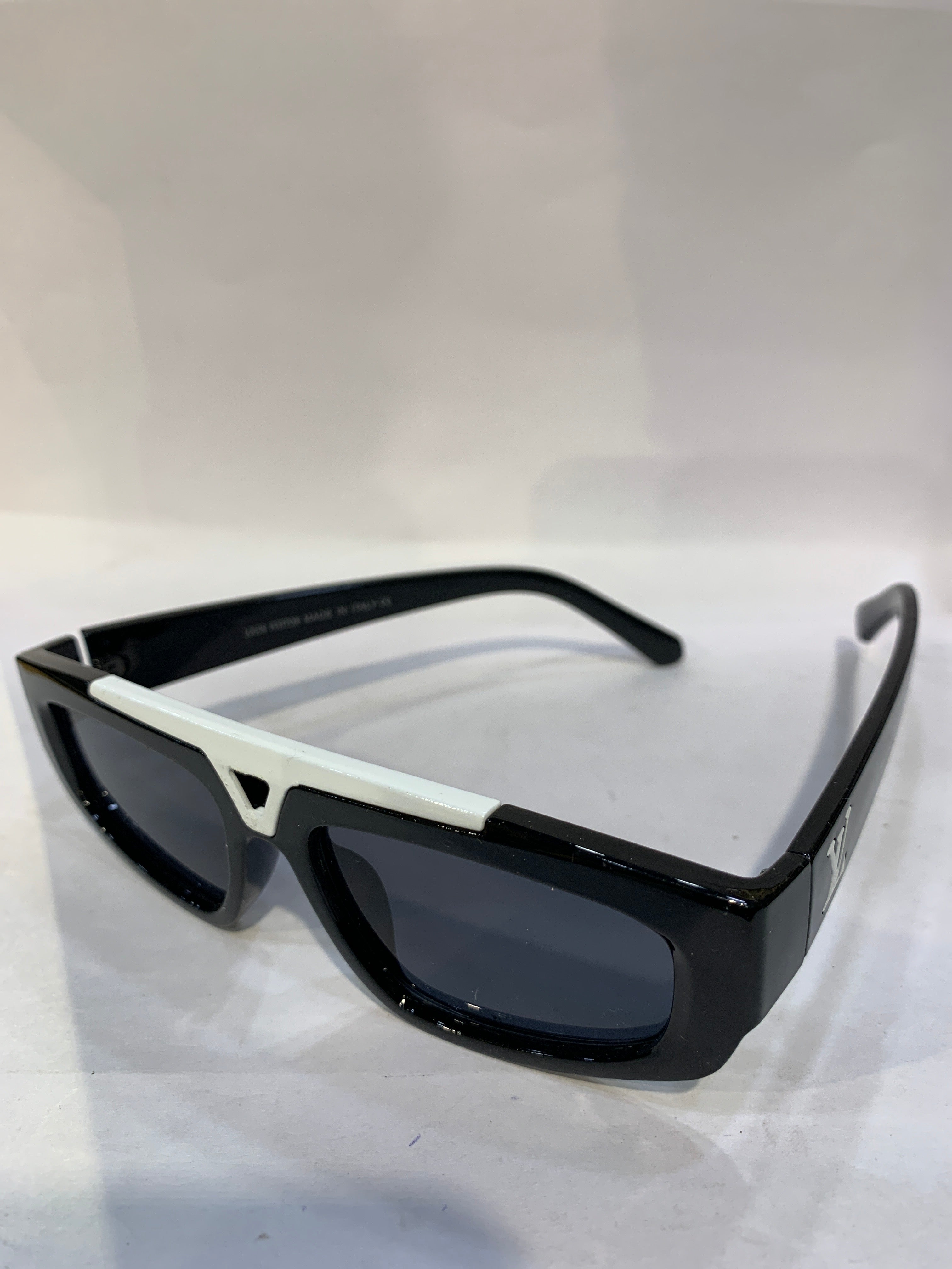 UOL Black White  Frame Black Shade Unisex Sunglasss 6155 55 18 145