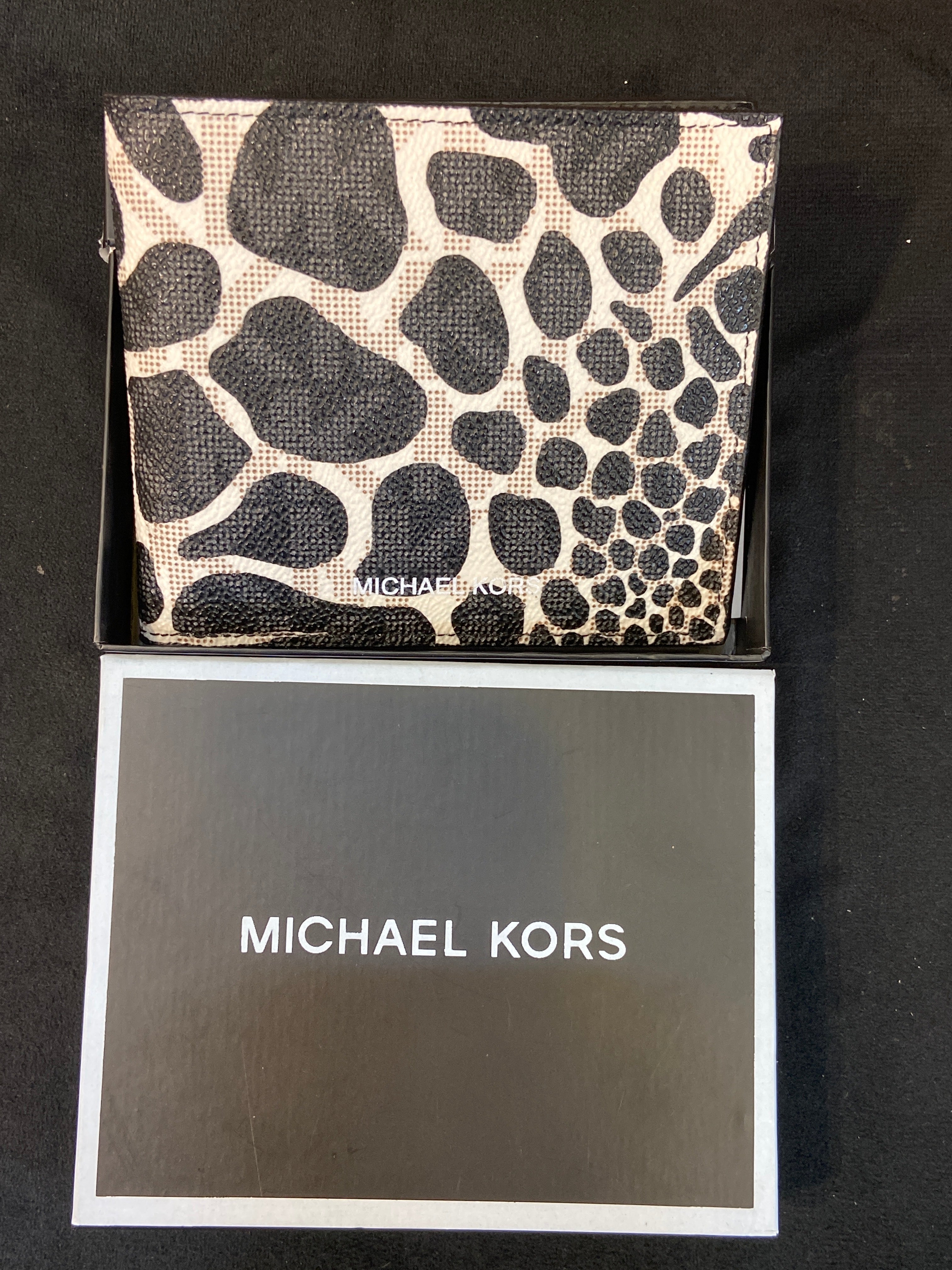 CIM KM Black White Colour Zebra Print Genuine Leather Men’s Wallet 988609