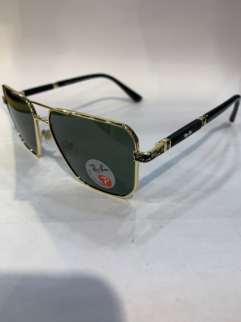 YAR Golden Black Frame Green Shade Unisex Sunglasss RB58477 57 16 144 C5