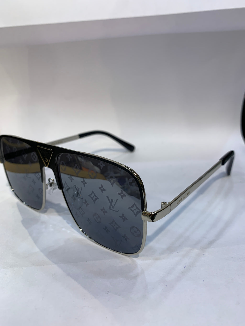 UOL Black Silver Frame  Black Printed Shade Unisex Sunglasss 2076 52 18 142