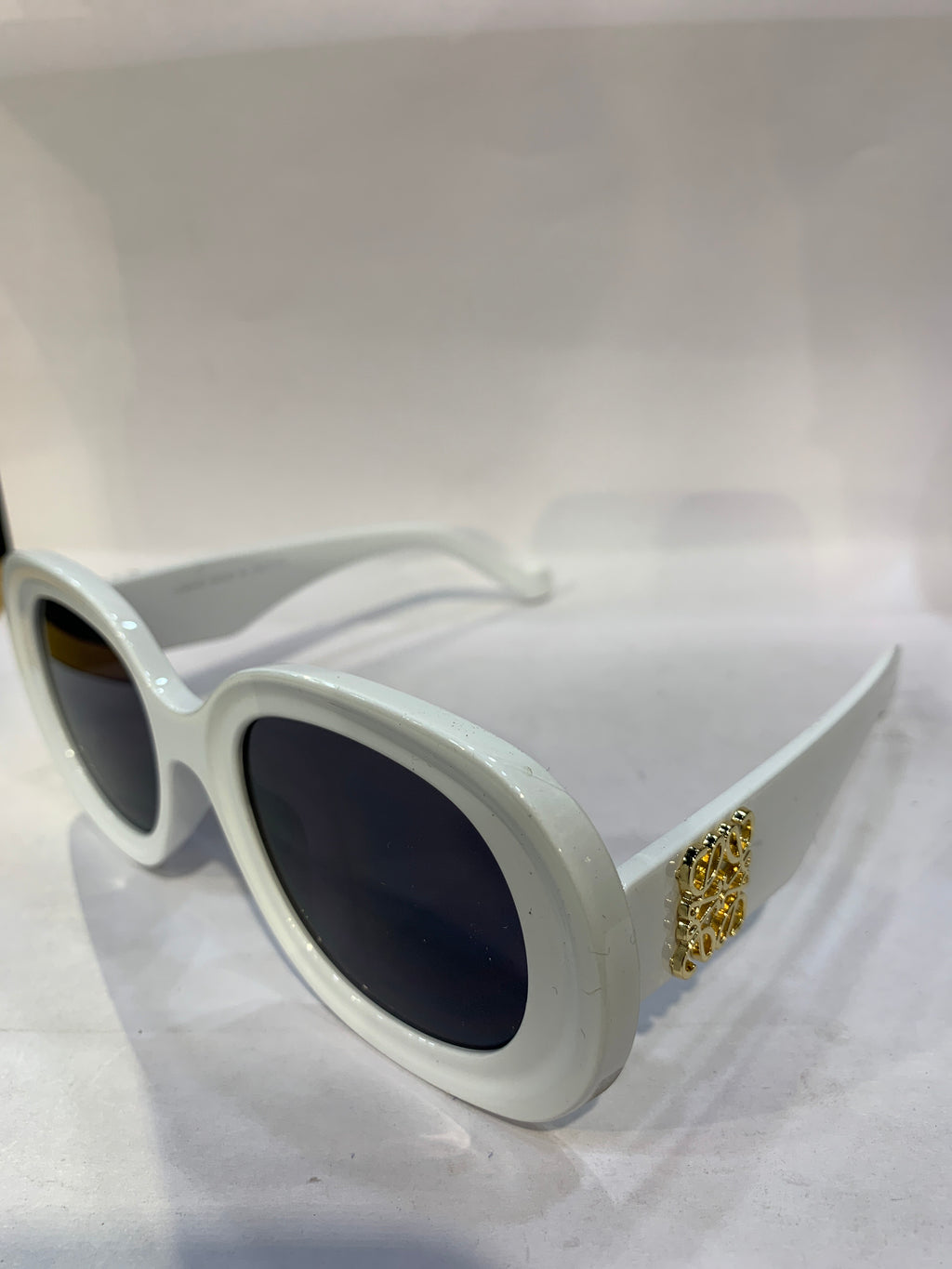 EOL White Frame Black Shade Unisex Sunglasss 6114 52 22 145