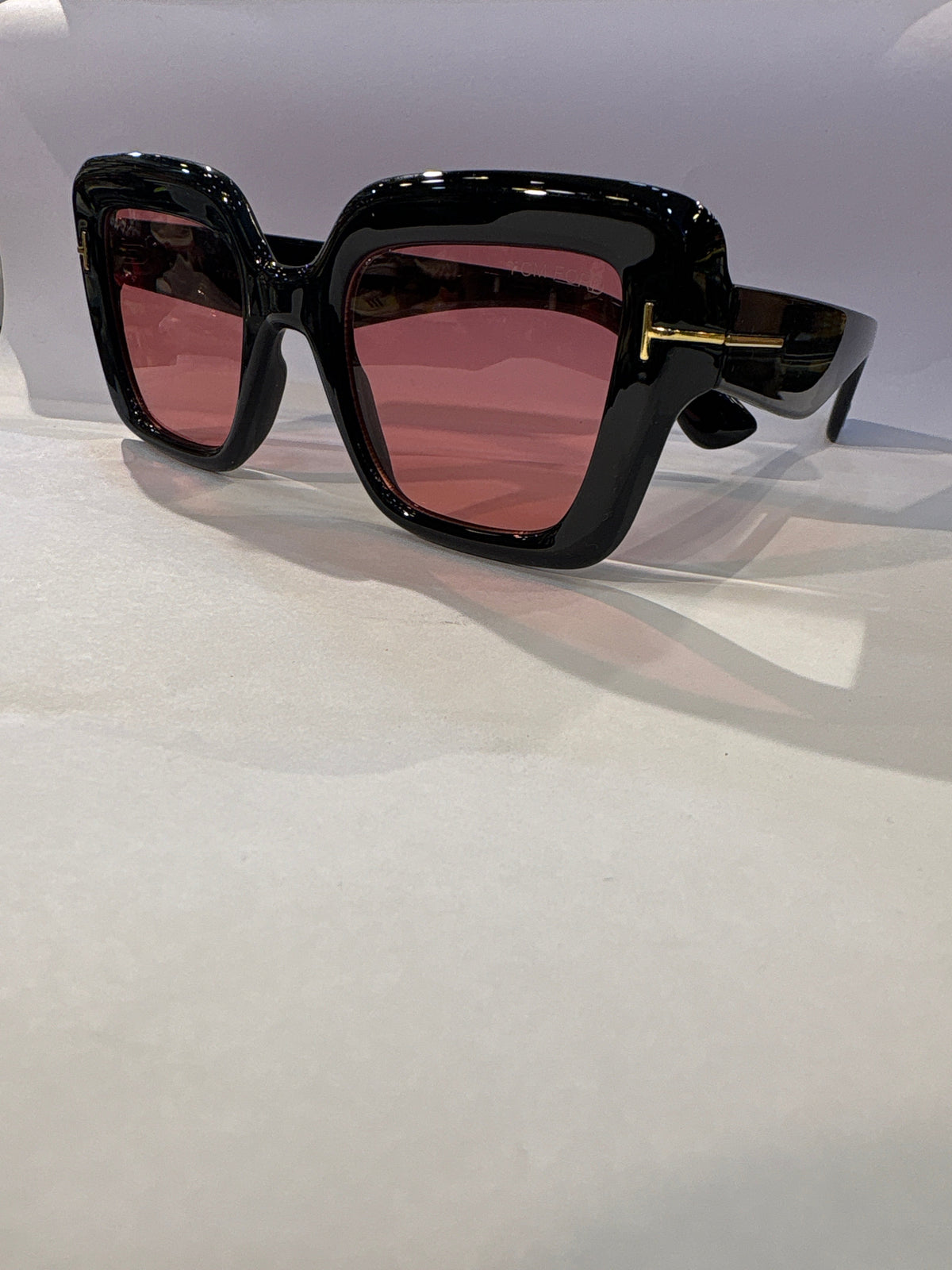 MOT Black Frame Pink Shade Unisex Sunglasses SUN108