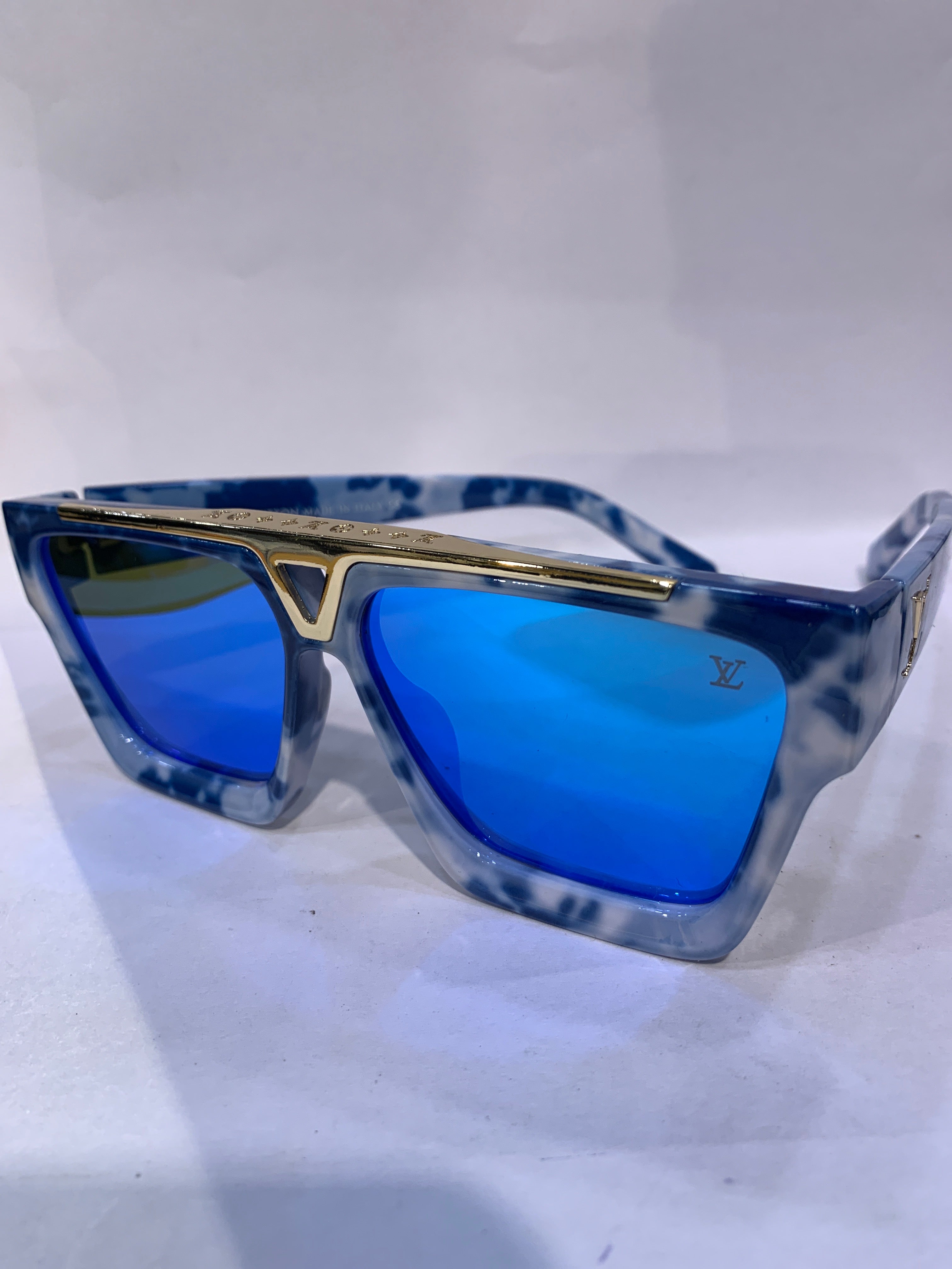 UOL Sky Blue Frame Blue Mercury Shade Unisex Sunglasss 21062 52 28 138