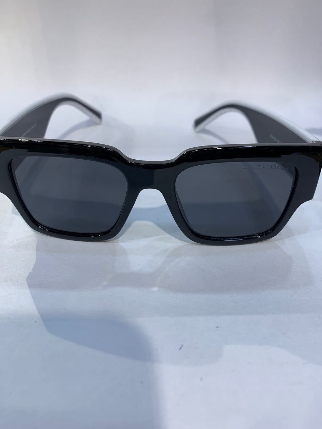LOD  Black White Frame Black Shade Unisex Sunglasss DG6184 52 19 140 C3