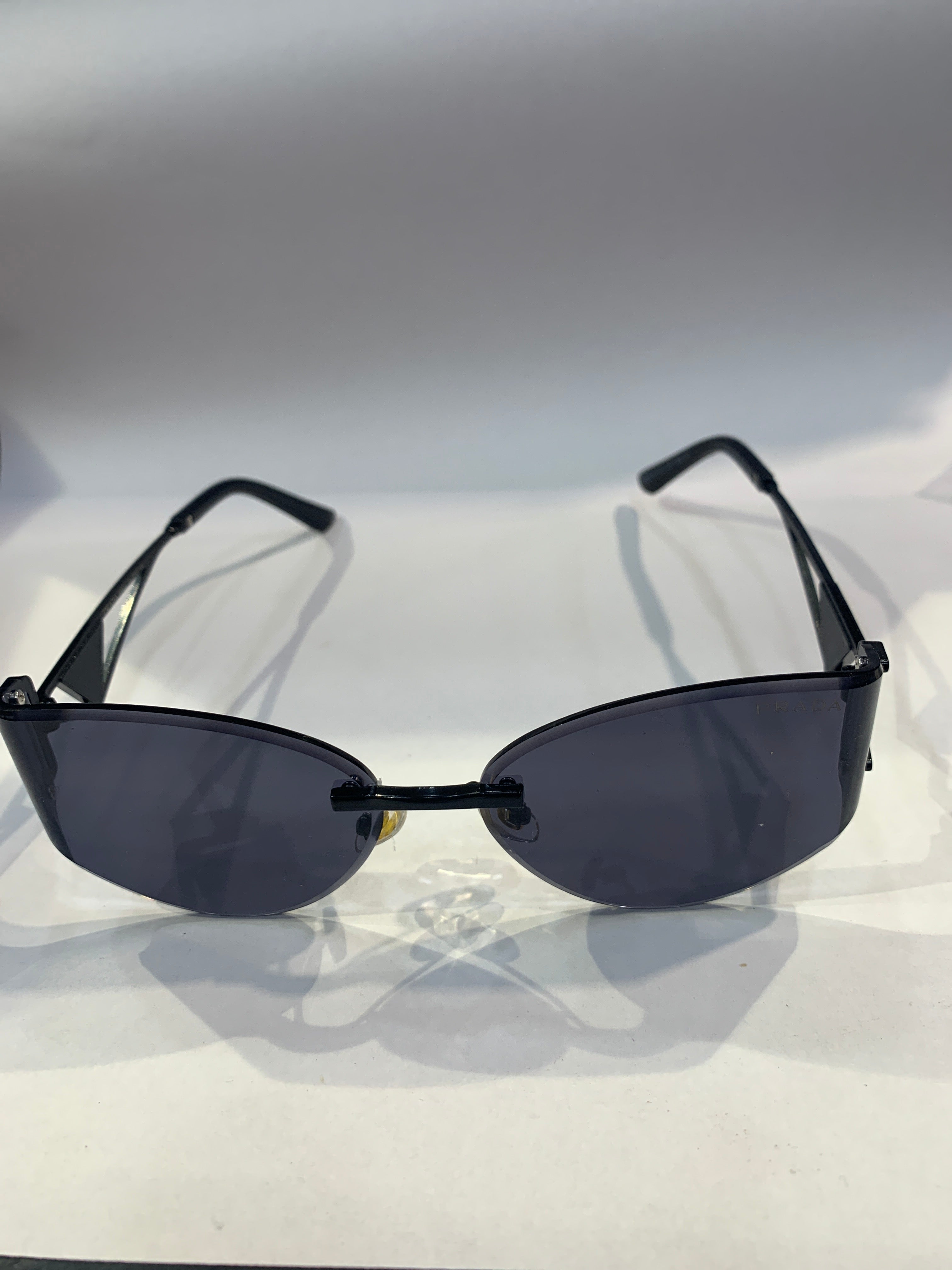 ARP Silver Frame Green Shade Unisex Sunglasss 98314 57 18 138