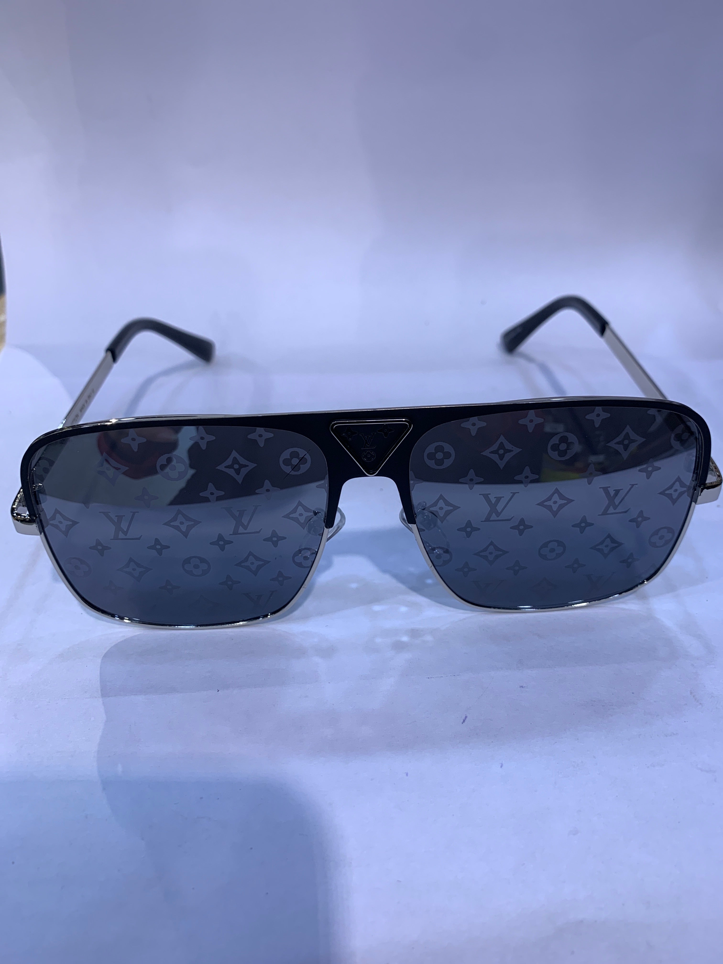 UOL Black Silver Frame  Black Printed Shade Unisex Sunglasss 2076 52 18 142