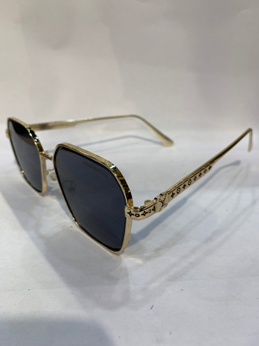 UOL Golden Frame Black Shade Unisex Sunglasss 28741 59 14 140 C2