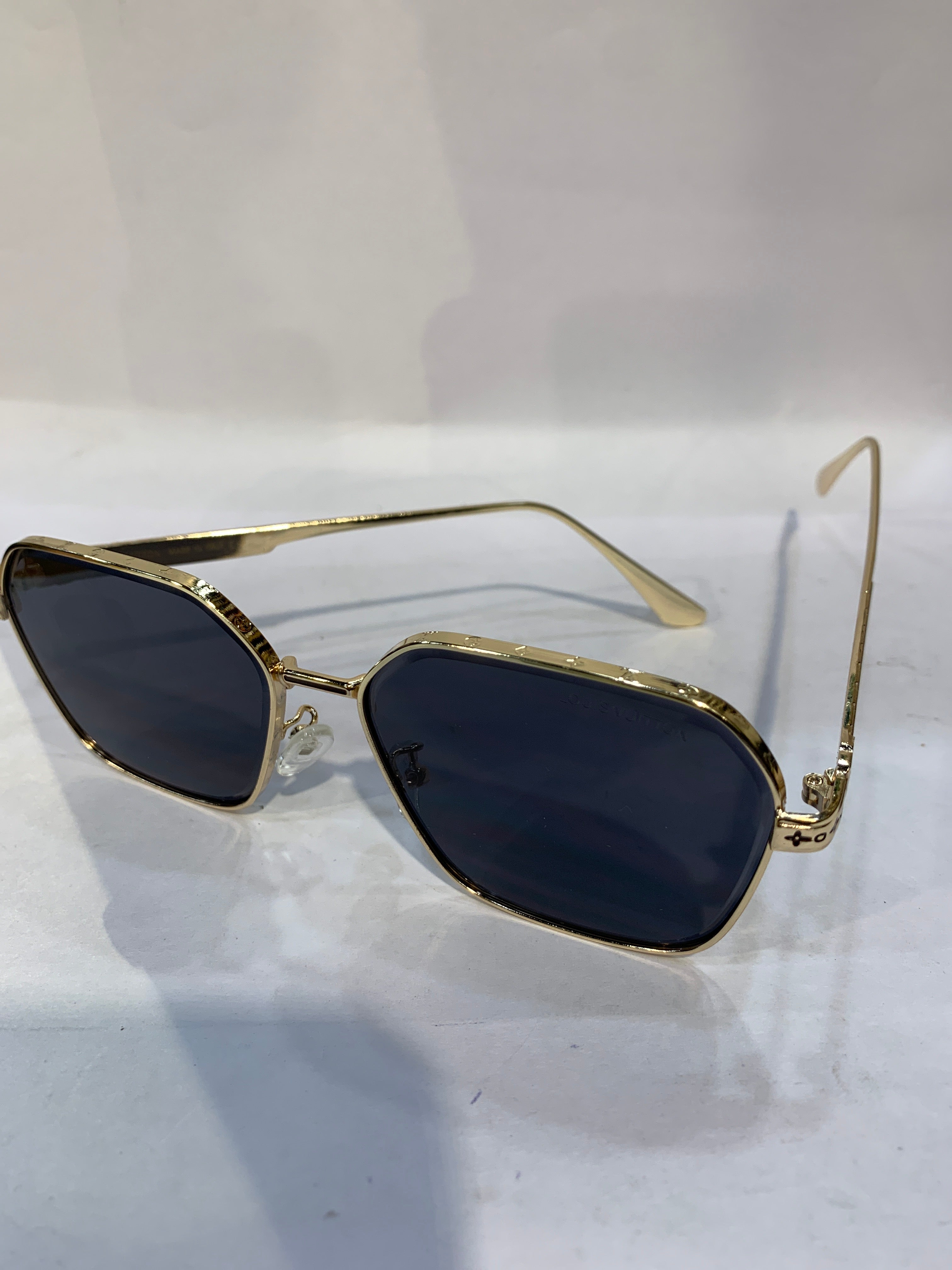 UOL Golden Frame Black Shade Unisex Sunglasss 28741 59 14 140 C2