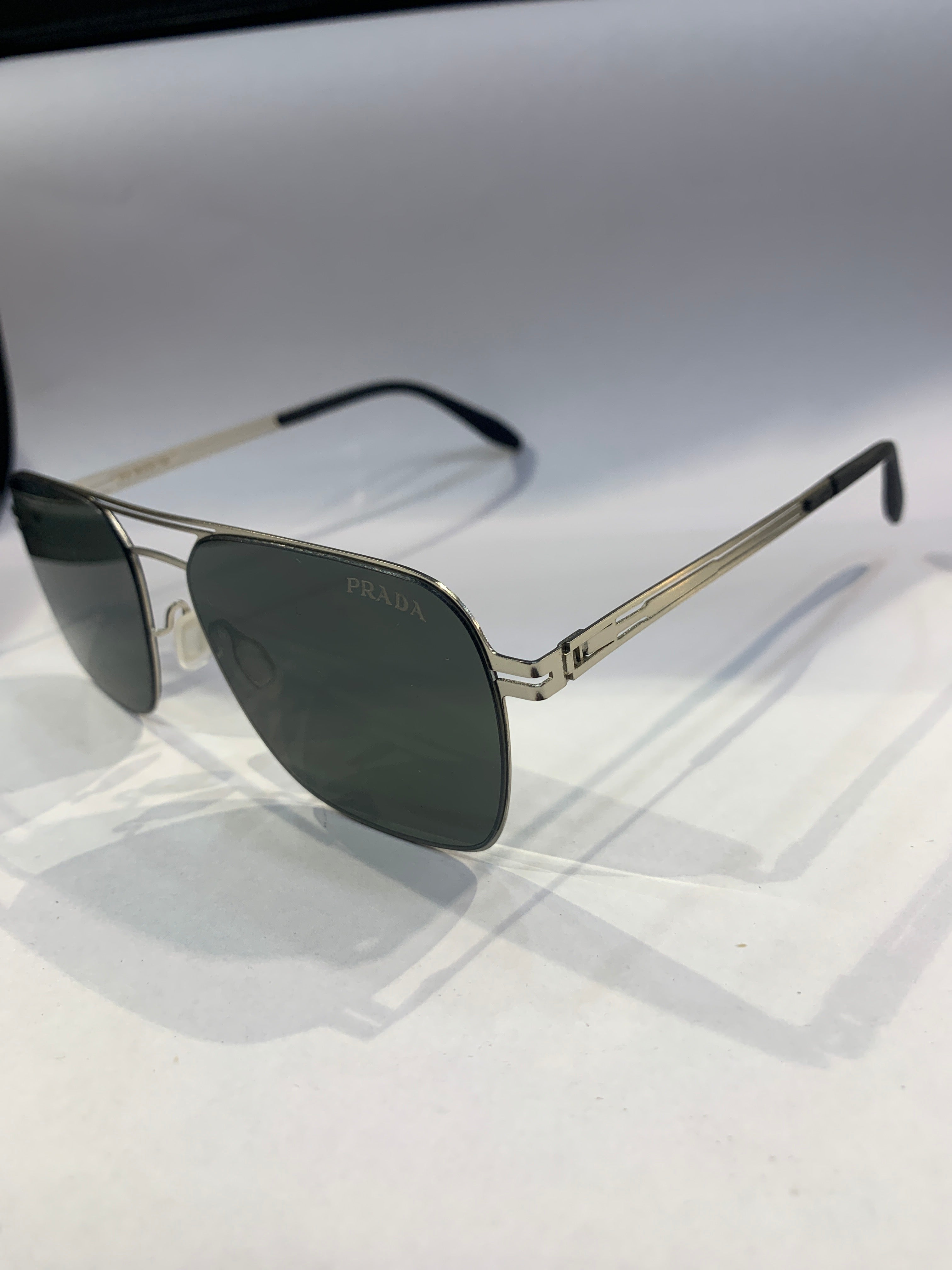 ARP Silver Frame Green Shade Unisex Sunglasss 016 55 15 140