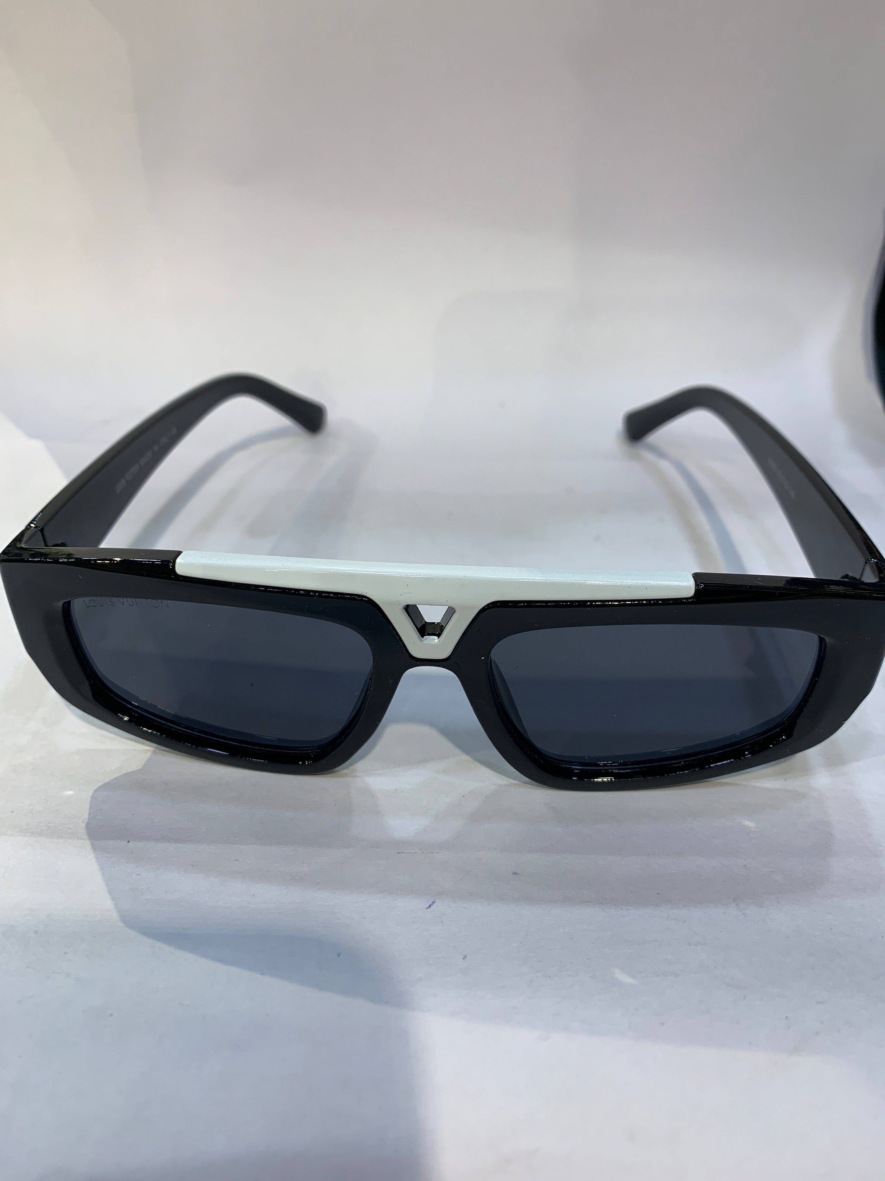 UOL Black White  Frame black Shade Unisex Sunglasss 6155 55 18 145