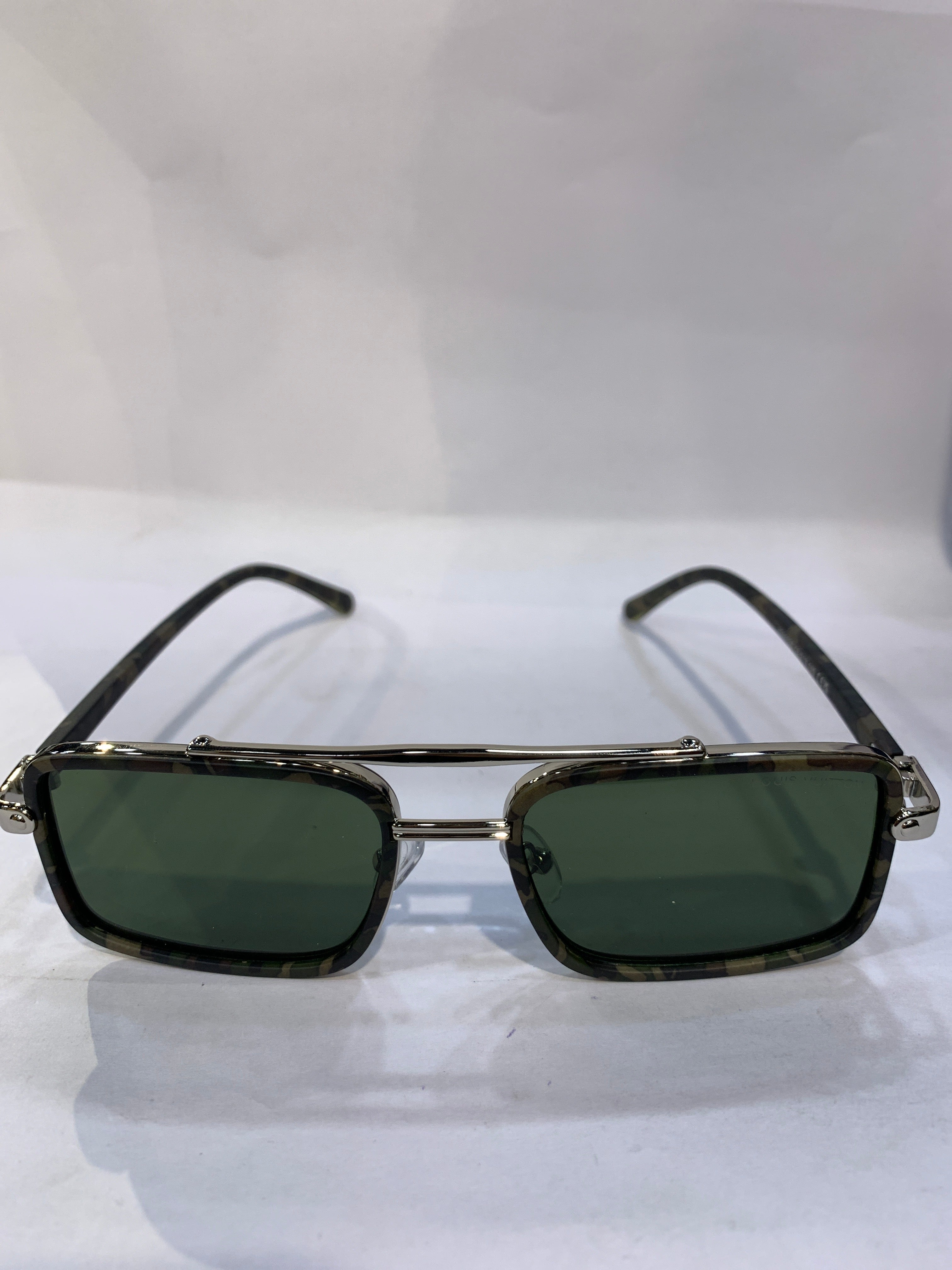 UOL Military Frame Green Shade Unisex Sunglasss ZS98335 50 18 145