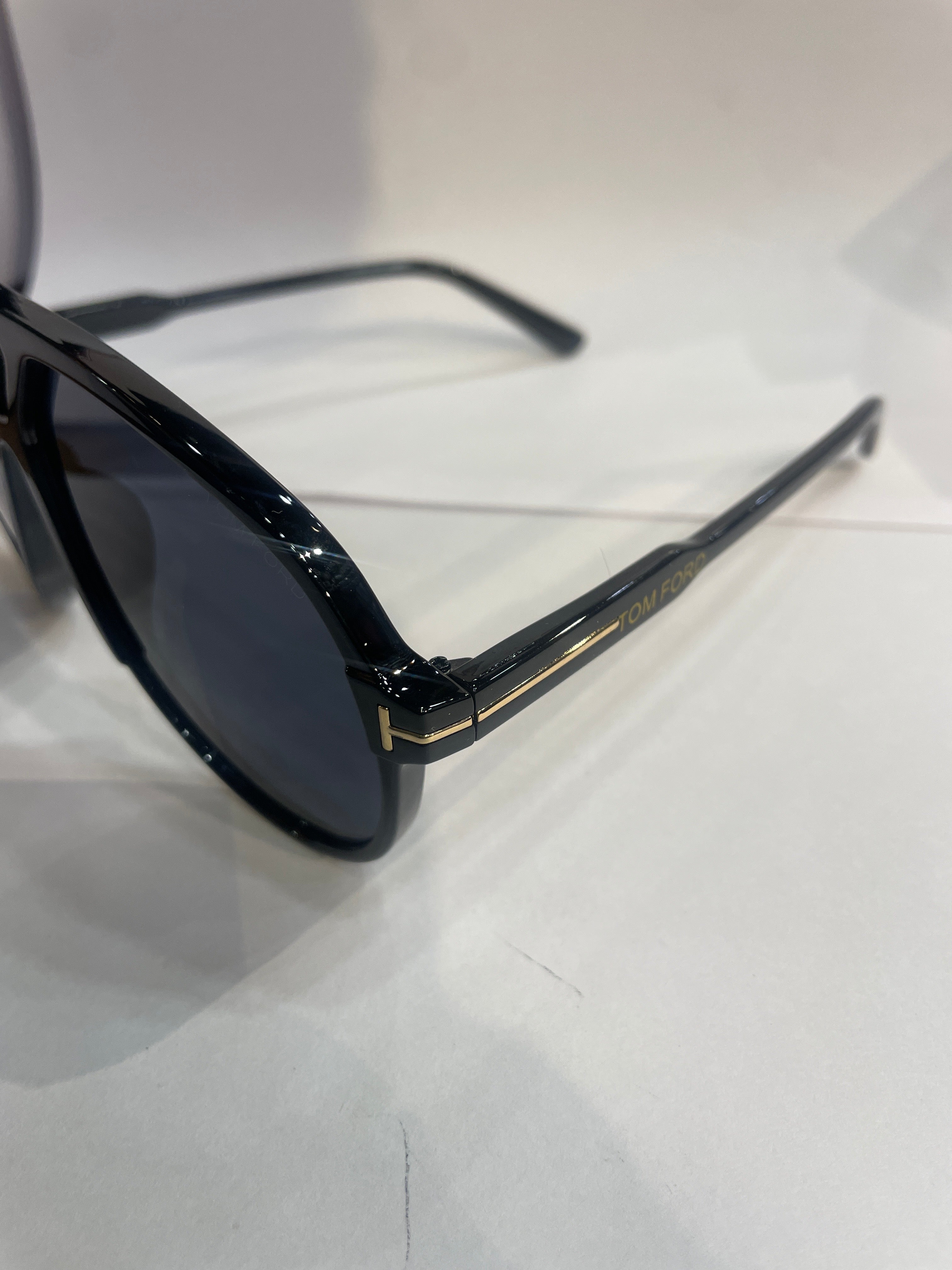 MOT Black Frame Black Shade Unisex Sunglass ZS98217 C7 60 17 143