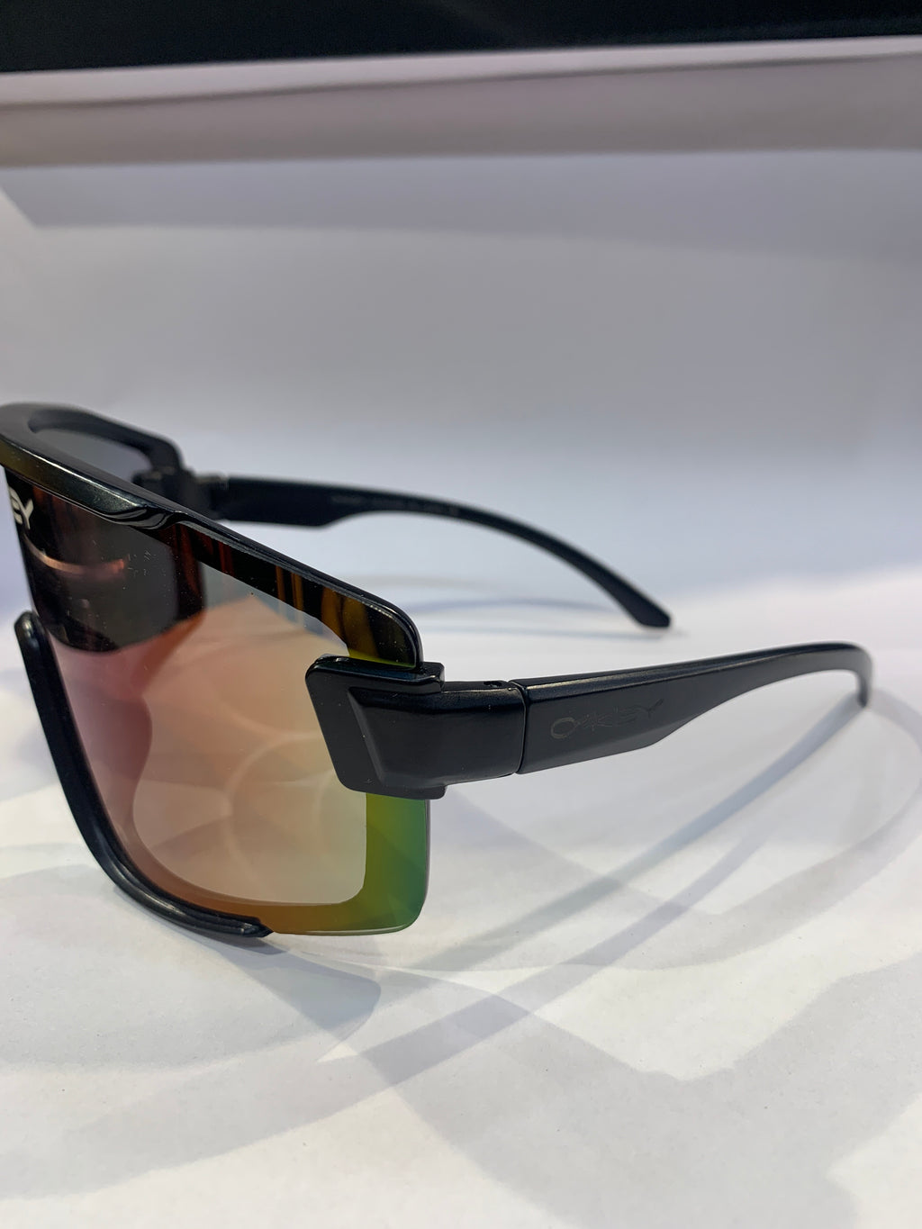 KAO Black Frame Mercury Shade Unisex Sunglasss 8302 UV400
