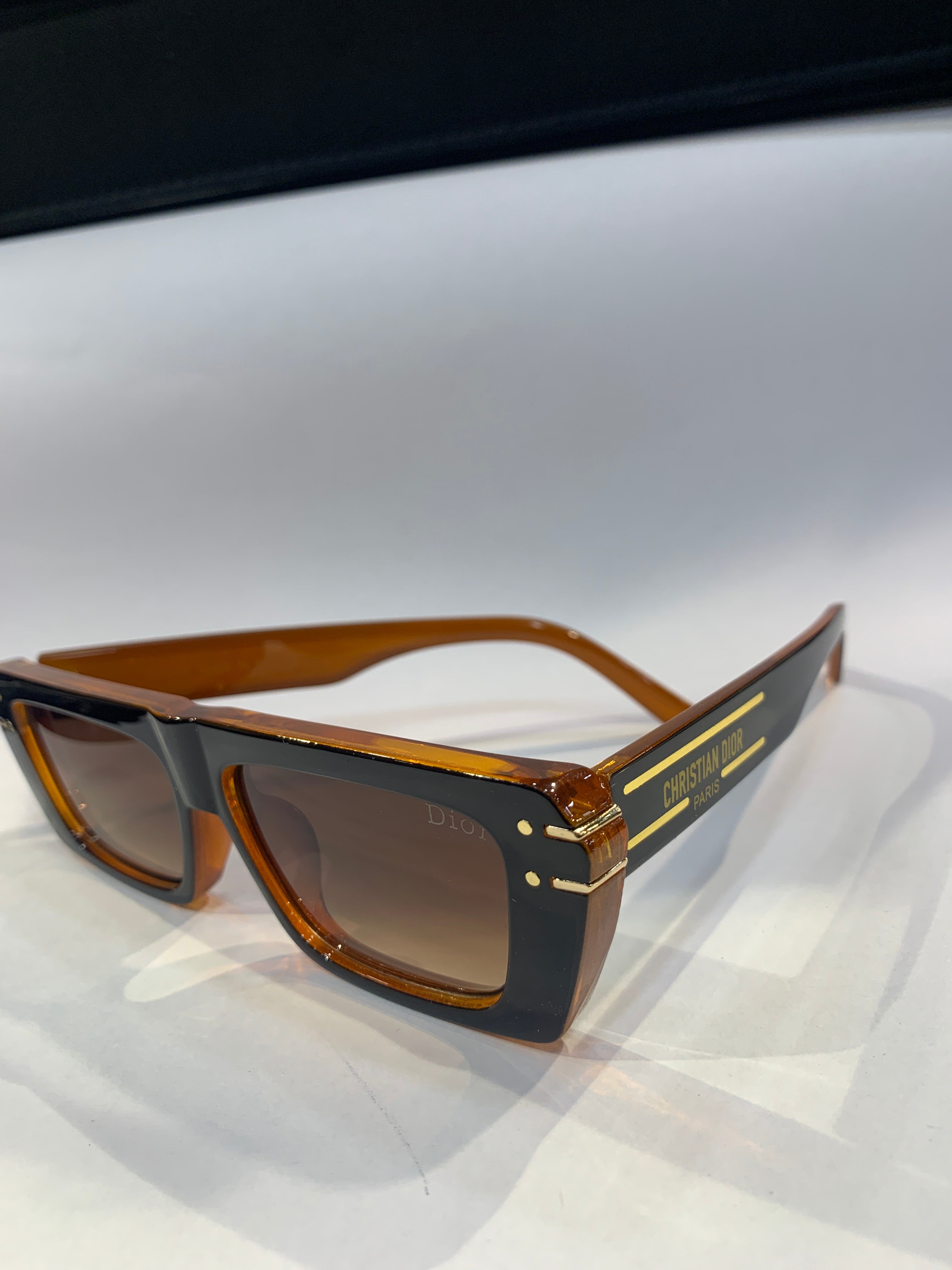 OID Black Orange FrameOrange Shade Unisex Sunglasss D29 54 17 142