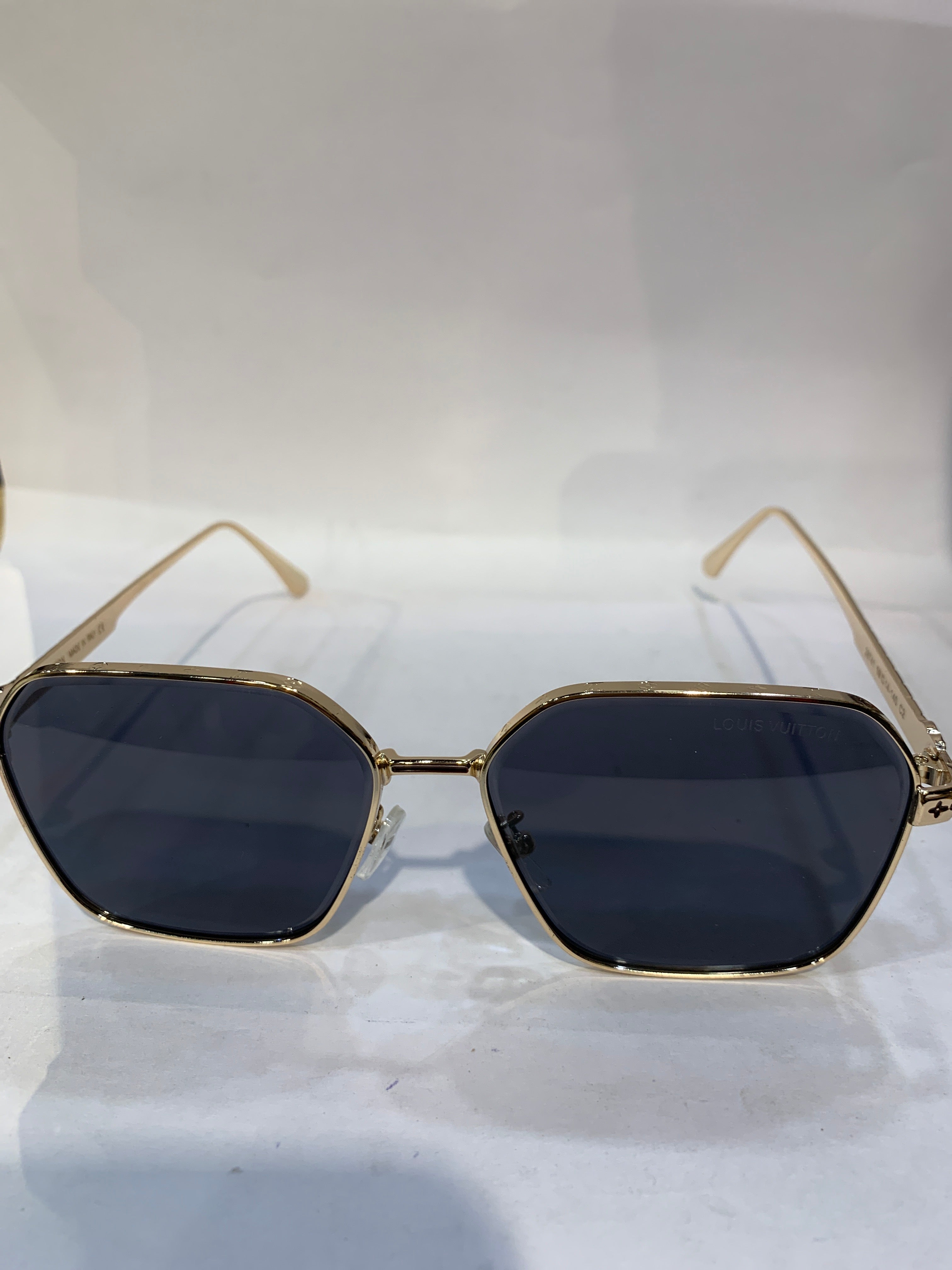 UOL Golden Frame Black Shade Unisex Sunglasss 28741 59 14 140 C2