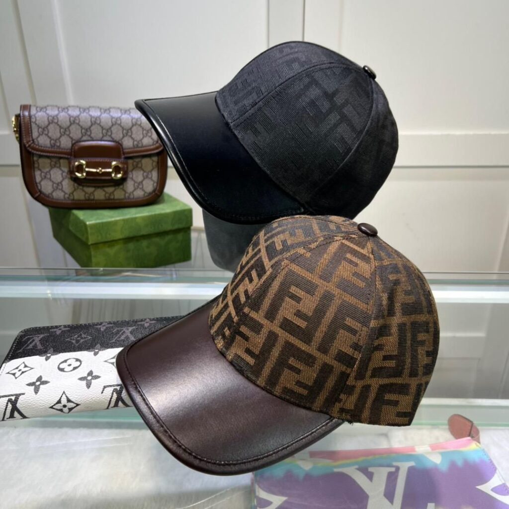 NEF FEN Leather Flap Imported Unisex Cap 988552